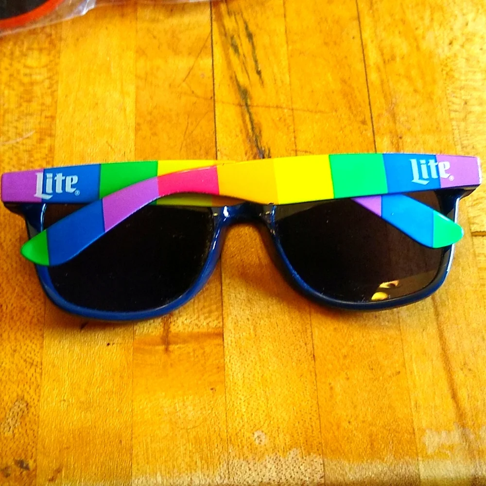 6pr. 🏳️‍🌈 SUNGLASSES 🏳️‍🌈
